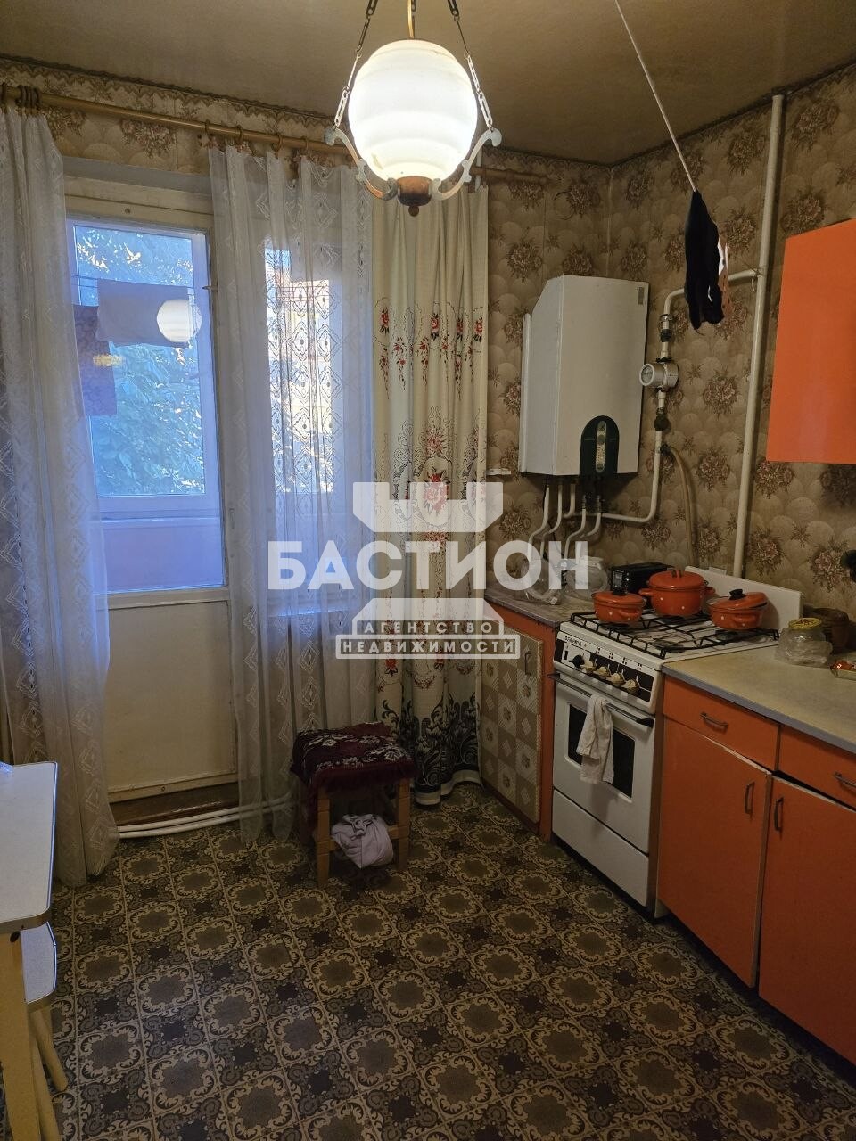 Фото 2-х комнатная квартира, поселок городского типа Юбилейное, Садовая улица, 5, ID:2201389