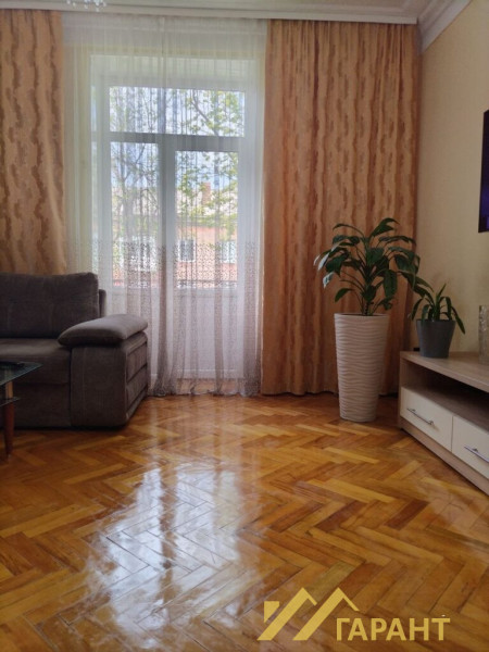 2-к сталинка с хорошим ремонтом г.Алчевск#1437