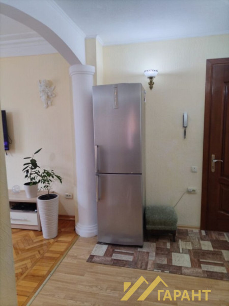 Фото 2-к сталинка с хорошим ремонтом г.Алчевск#1437