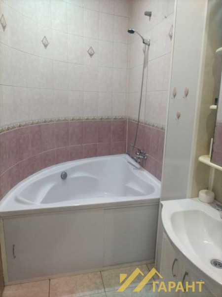 Фото 2-к сталинка с хорошим ремонтом г.Алчевск#1437