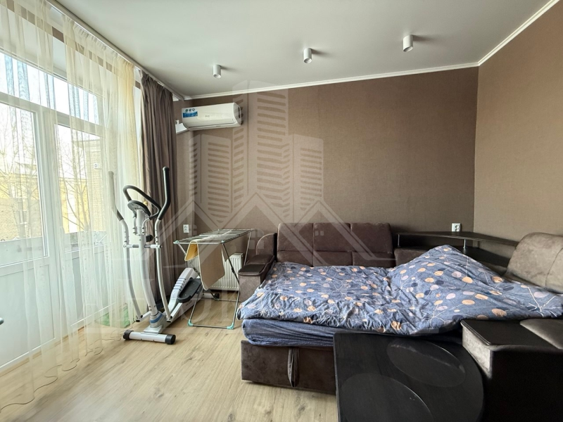 СДАМ 1-КОМНАТНУЮ КВАРТИРУ НА ДЛИТЕЛЬНЫЙ СРОК (Стаханов, ул. Орджоникидзе дом 2)