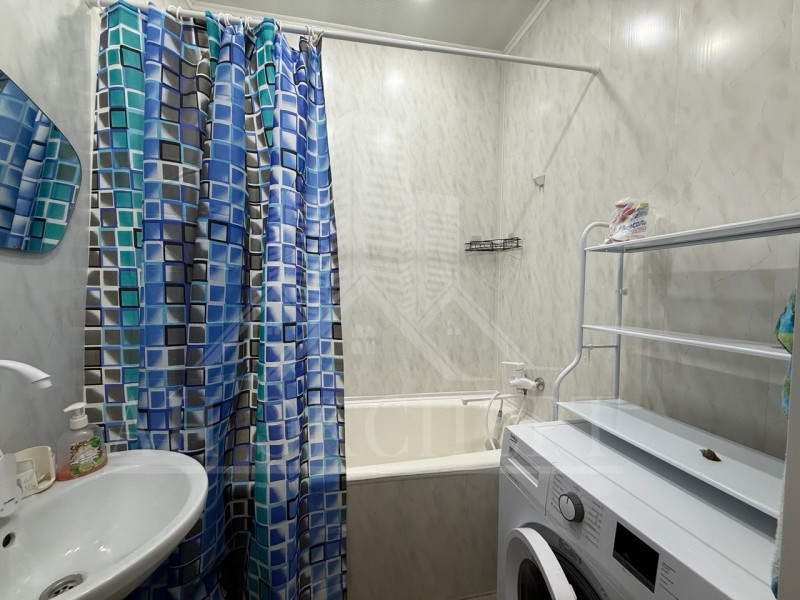 Фото СДАМ 1-КОМНАТНУЮ КВАРТИРУ НА ДЛИТЕЛЬНЫЙ СРОК (Стаханов, ул. Орджоникидзе дом 2)