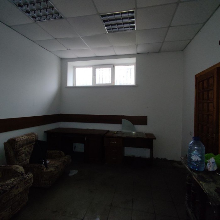 Фото Продам нежилое помещение ул. Ленина р-н птичьего рынка