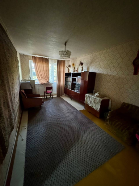 Сдам 2-х комнатную квартиру на длительный срок (Стаханов, ул. Макерова, д. 10)