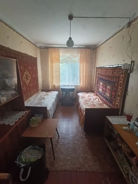 Продаётся 3-комнатная квартира в городе Брянка, ул. Жуковского д. 17 (п. Краснополье)