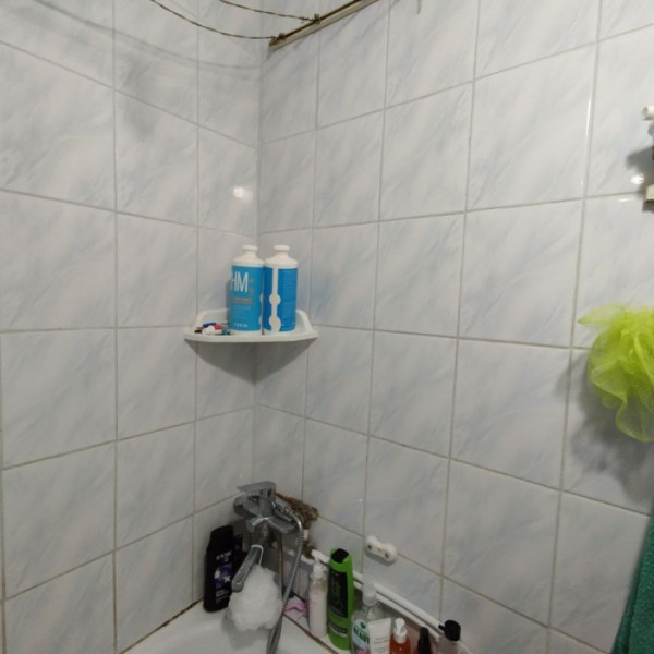 Фото Продам полугостинку на кв. Молодёжном