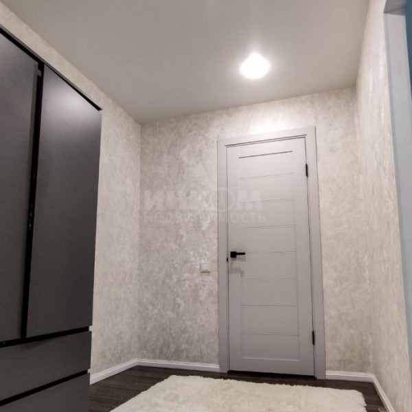 Фото Продам 1-комн квартиру в г. Луганск, кв. Восточный.