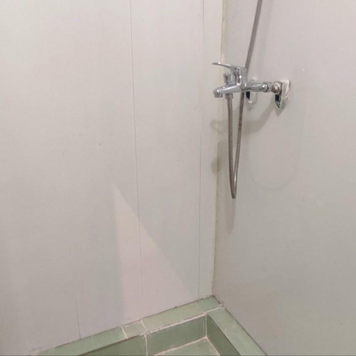 Фото Продается 1-ком. кв. полугостинка на Городке ОР, г. Луганск 26-й квартал