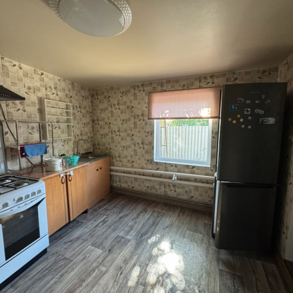 Фото Продам флигель в городе Луганск Каменнобродский район