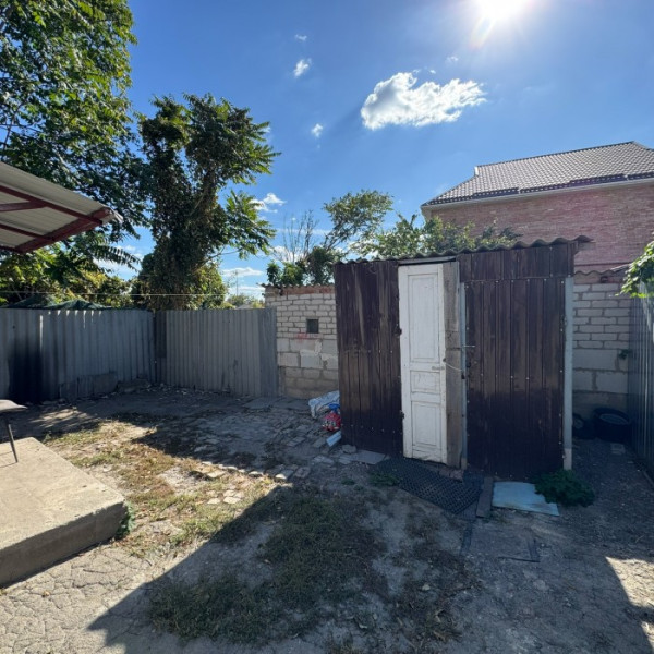 Фото Продам флигель в городе Луганск Каменнобродский район