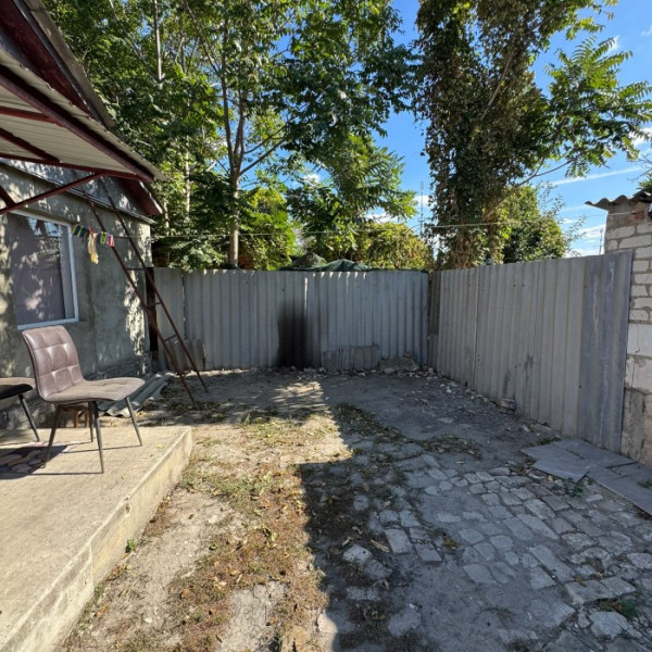 Фото Продам флигель в городе Луганск Каменнобродский район