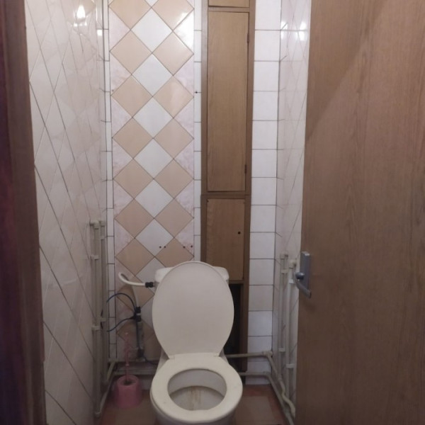 Фото № 6535 Продам 2х комн. квартиру в р-не маг. "Людмила"