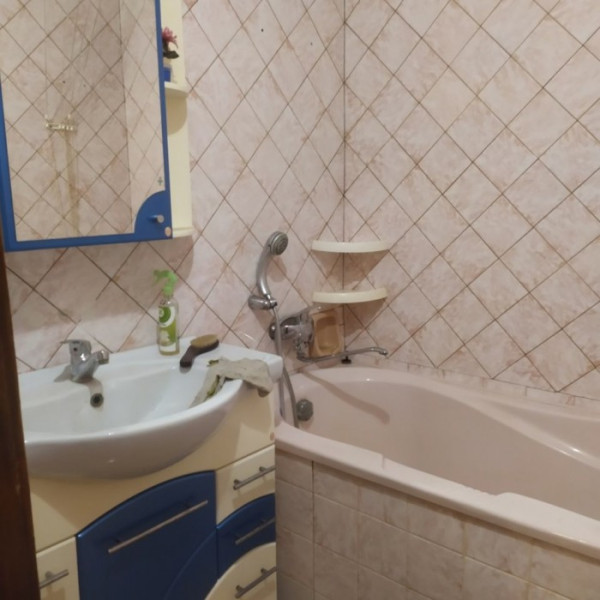 Фото № 6535 Продам 2х комн. квартиру в р-не маг. "Людмила"