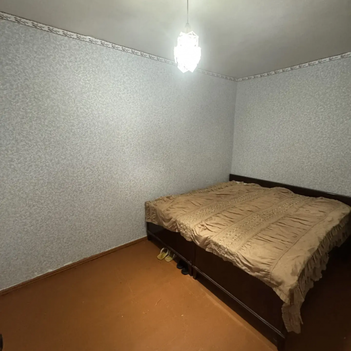 Фото Продам 3-х комнатную квартиру в г. Луганске (кв-л. Луганский), район квартала Щербакова.