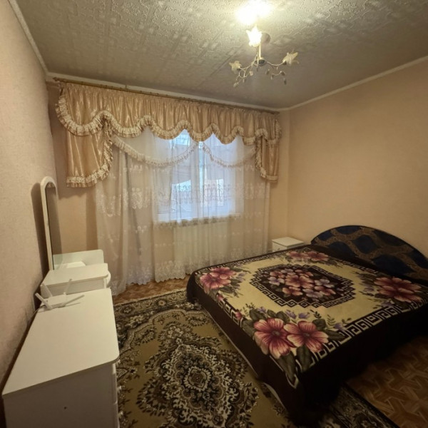 Фото Продам 3-х комн квартиру с АО в городе Луганск квартал Сазонова