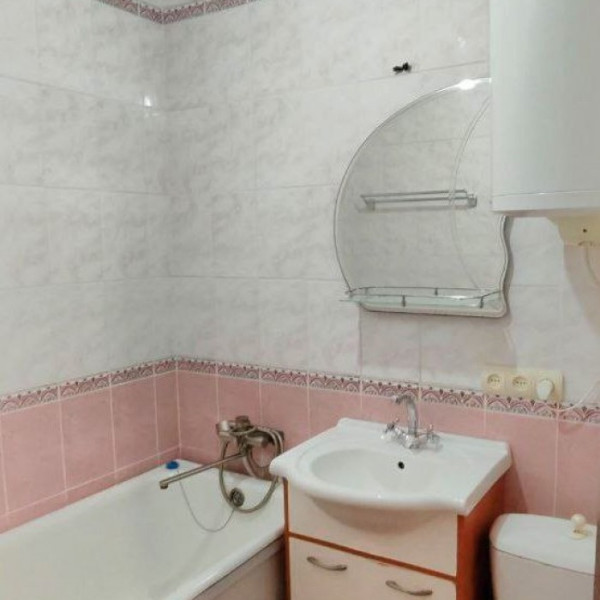 Фото Продам 1-к квартиру на кв. Гагарина, г. Луганск. (р-н банка ПСБ)