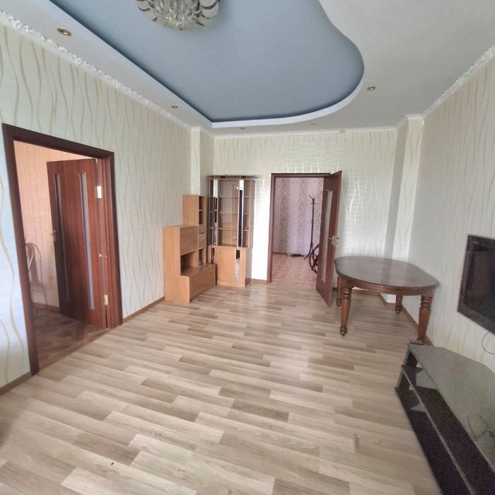 Фото Продам 3-ком квартиру ЖК "Лесной проезд" (р-н мед. университета) г. Луганск.