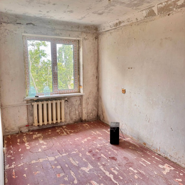 Фото ! ! Продам 3-кк на кв. Солнечный 5 этаж 5-го дома.