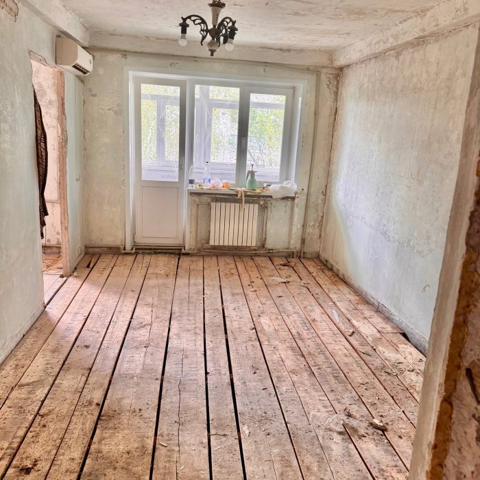 Фото ! ! Продам 3-кк на кв. Солнечный 5 этаж 5-го дома.