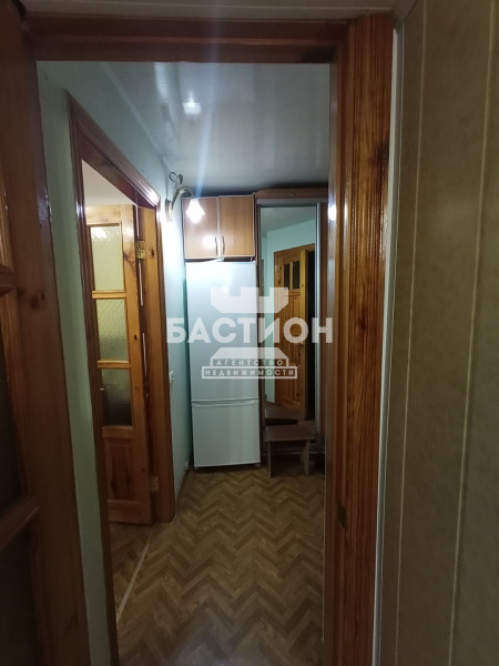 Продаётся трёхкомнатная квартира, 57,5 м²