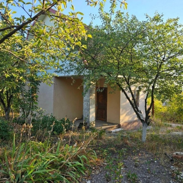 Фото Продам дачу в черте города Луганска , ( дачный массив Роскошное).