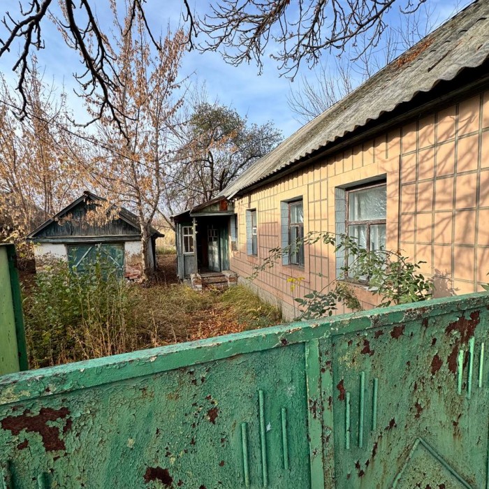 Фото Продам флигель в Станице Луганской, площадью 37 м2