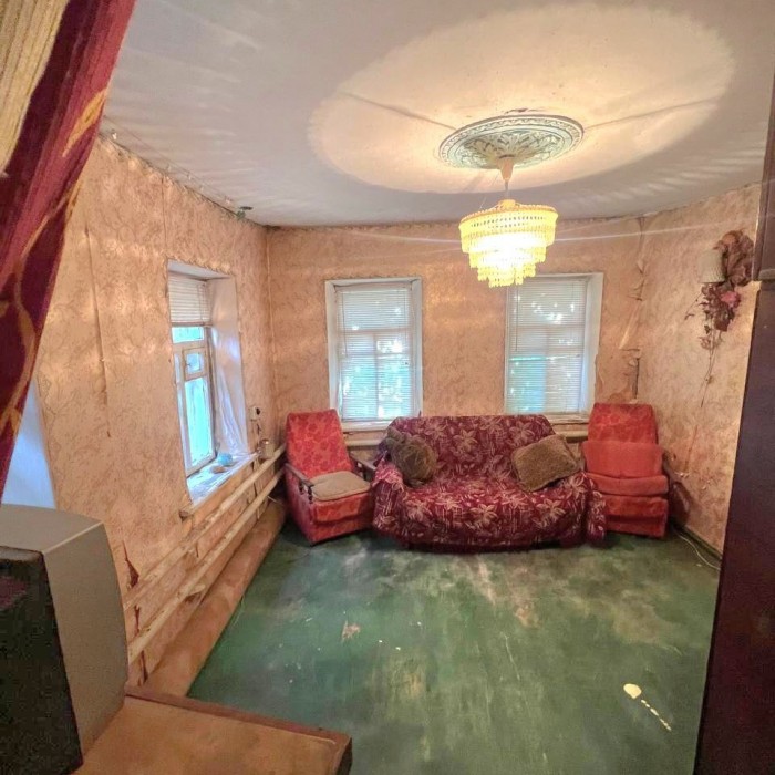Фото Продам дом в центре города Луганск. 60 м2 общая площадь.