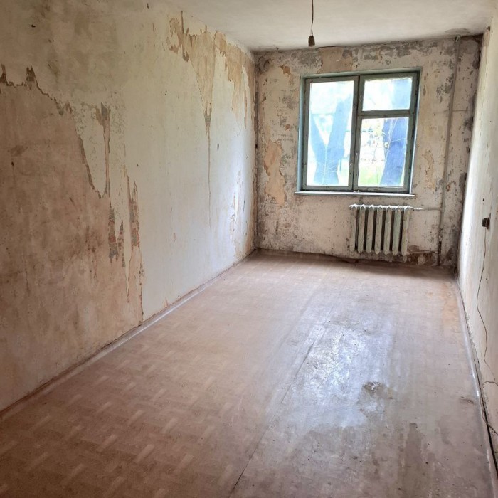 Фото Продам 3-к квартиру на кв. Шевченко, г. Луганск.