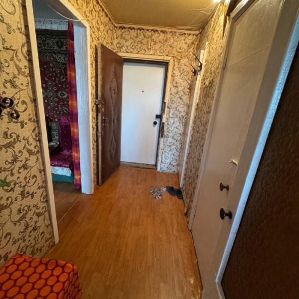 Фото Продам 1 комнатную квартиру квартиру Луганск пгт. Юбилейное (р- н больницы)