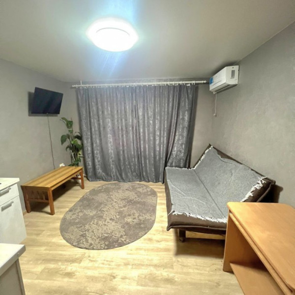 Продам 1-к (студия) Ул. Оборонная, г. Луганск.