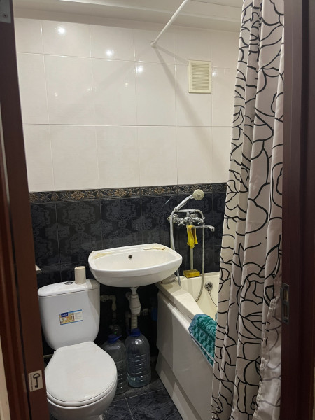 Фото Квартира г. Алчевск (ул. Ленинградская, 70)