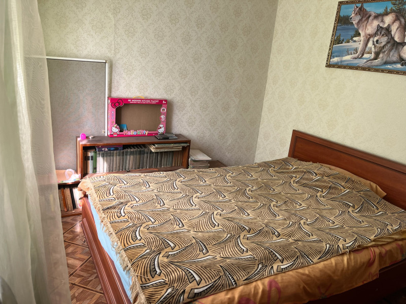 Фото Квартира г. Алчевск (ул. Ленинградская, 70)