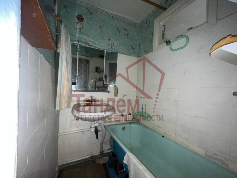Фото 2 комнатная, 38м², 4/5эт. , пл. Обороны (район школы 39), Жовтневый р-н - Объект №96