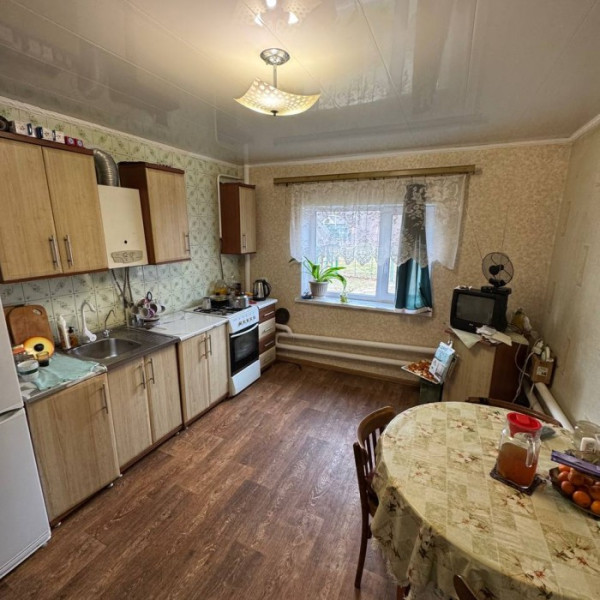 Фото Продам дом в с. Валуйское, Станица-Луганская, в два этажа, площадь 110 м2
