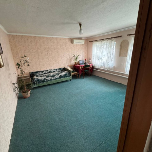 Фото Продам дом в с. Валуйское, Станица-Луганская, в два этажа, площадь 110 м2