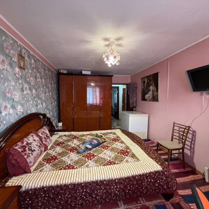 Фото Продам 2-комн. кв. 50 лет Октября, р-н СМ «Базар».