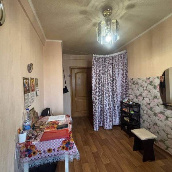 Фото Продам комнату в коммунальной квартире кв. Ватутина