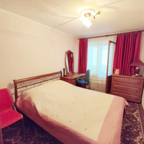 Фото Продам 3- х комнатную квартиру на ул. Анри Барбюса