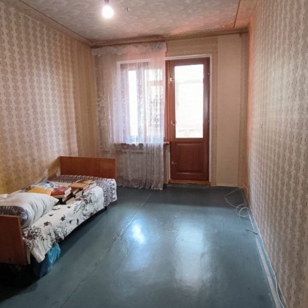 Фото Продам 3-х комн квартиру в городе Луганск квартал Ленинского Комсомола