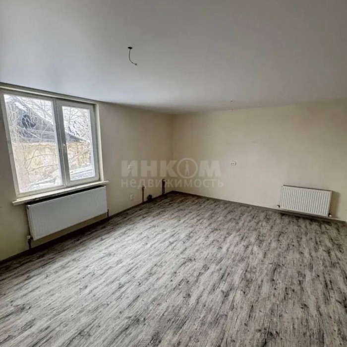 Фото Продам дом в Станице-Луганской район квартала Молодежный