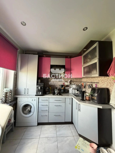 Фото Продаётся трёхкомнатная квартира, 53 м²