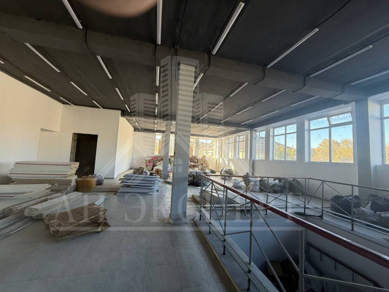 Фото СДАМ В АРЕНДУ КОММЕРЧЕСКОЕ ПОМЕЩЕНИЕ (г. Кировск, ул. Карташова)