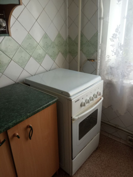 Фото Продам 3-х комнатную квартиру. г. Брянка, «Тополь-1», этаж 4/9. Не угловая, лифт работает