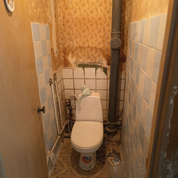 Фото Продам 2-х комн квартиру в г. Луганск кв. Волкова