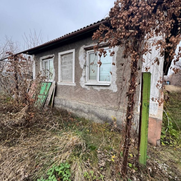 Продам дом в Станице Луганской, площадь 87,6 кв.м