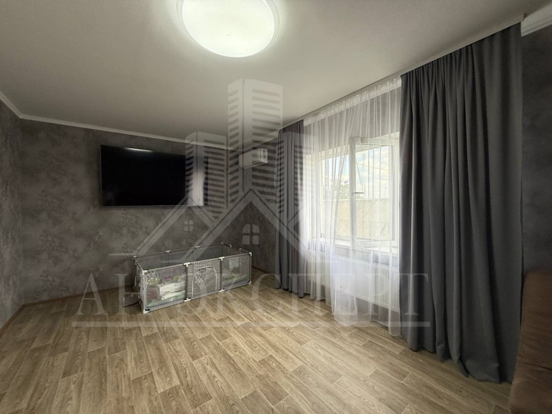 Фото Дом г. Стаханов (ул. Колхозная)