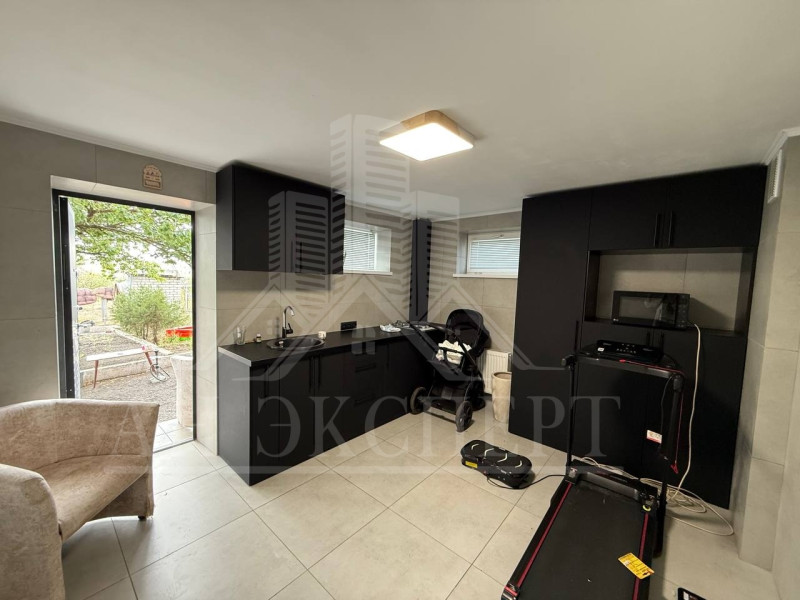 Фото Дом г. Стаханов (ул. Колхозная)