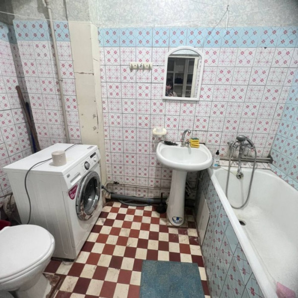 Фото Продам 2 х комнатную квартиру в центре города кВ Алексеева