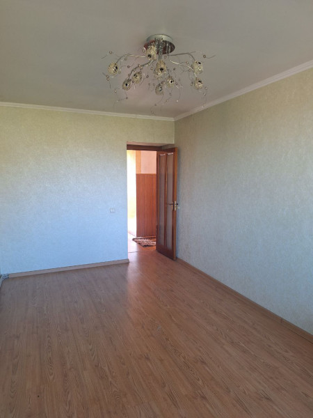 Фото Продаётся 2-комнатная квартира в городе Брянка, микрорайон Тополь, дом 3.