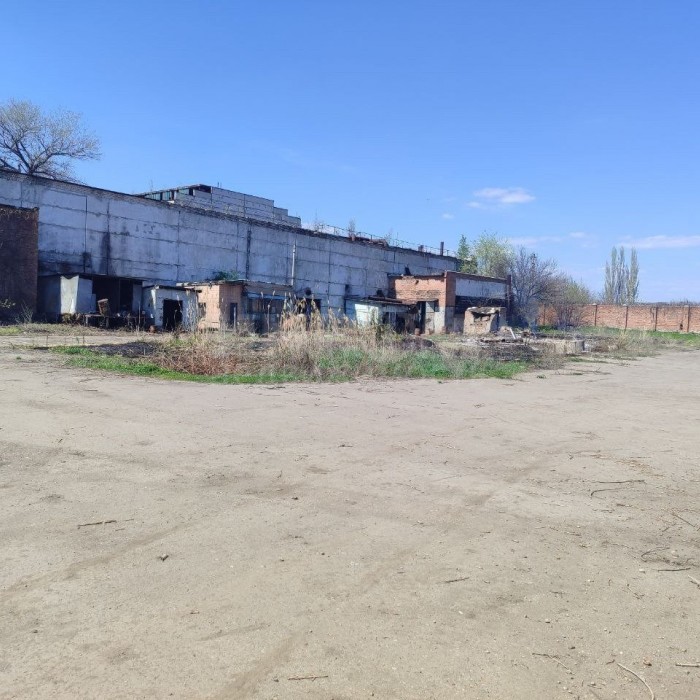 Продам Помещения 2253м2 и 1га земли на территории завода Ленина